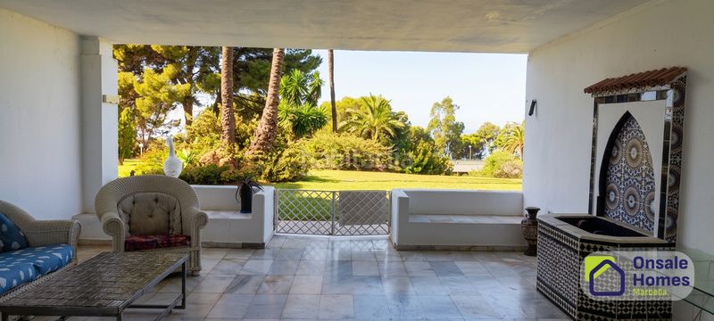 Foto 51316624-7378-48f8-889c-c1778ed52873. Apartament amb xemeneia aparcament piscina a Río Real Marbella