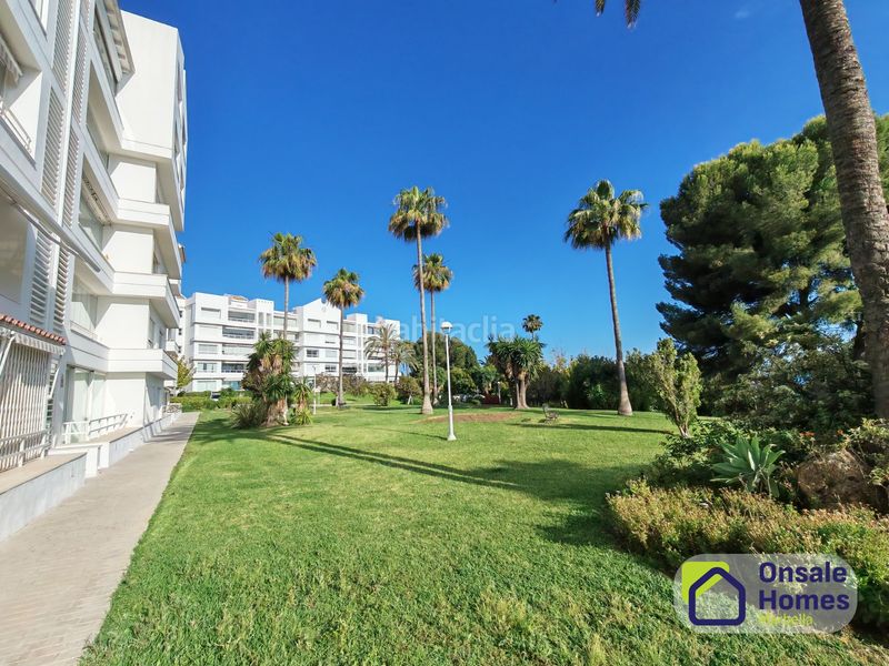 Foto 9ea444e2-e532-4089-a347-fc163303e05d. Apartament amb xemeneia aparcament piscina a Río Real Marbella