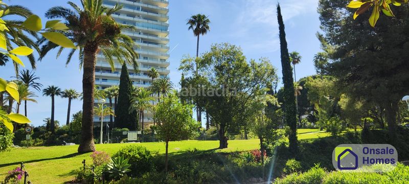 Foto dc25e71a-91a6-48a4-bea3-bd783b158df4. Apartament amb xemeneia aparcament piscina a Río Real Marbella