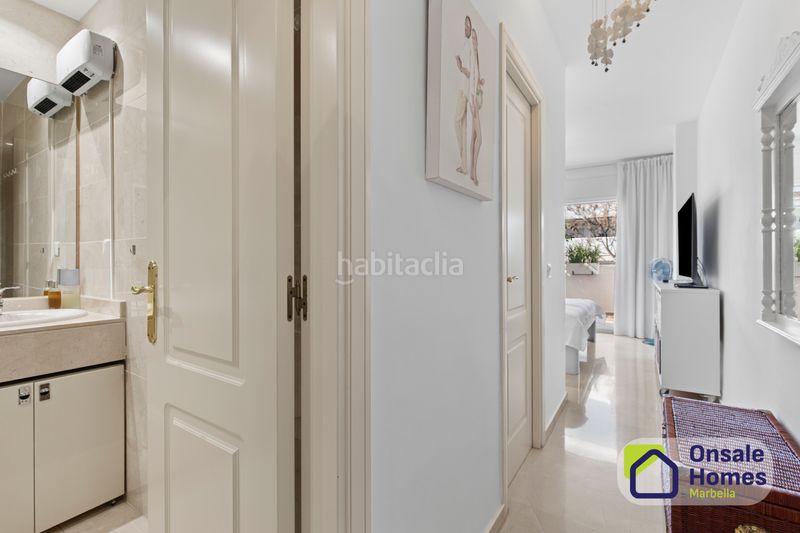 Foto 87e395e1-5006-47da-a6d2-a015d442118f. Piso en Sierra Blanca Marbella