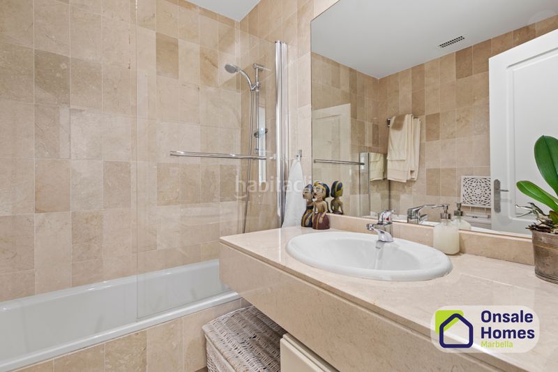 Foto c644825c-23b1-471f-9d40-7fbb46f1a54c. Piso en Sierra Blanca Marbella