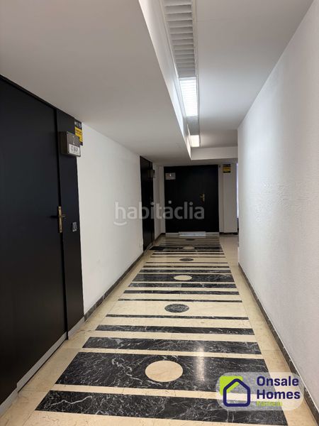 Foto 1233c269-1a8c-44ee-bbc7-3f9bcc5dea49. Ufficio in Playa Bajadilla - Puertos Marbella