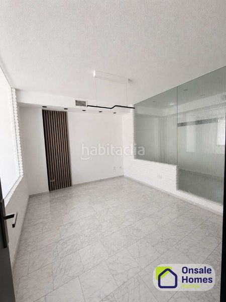 Foto 1a273f5c-7d9b-4ea8-9f97-75d86a693d76. Ufficio in Playa Bajadilla - Puertos Marbella