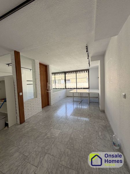 Foto 742be909-93a4-4f5a-a0a7-8efb9d412a2b. Ufficio in Playa Bajadilla - Puertos Marbella