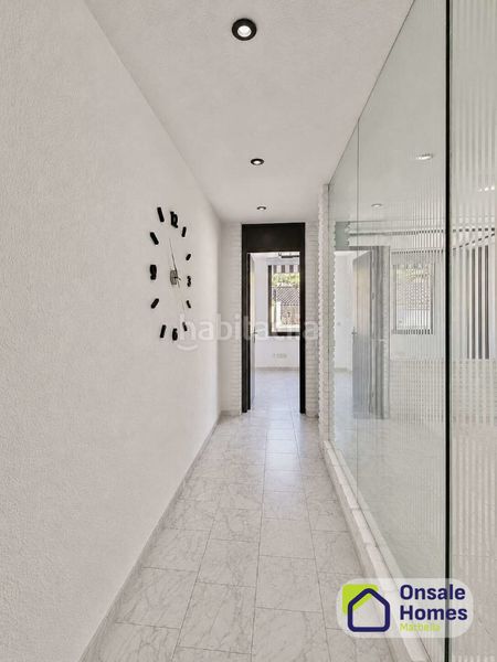 Foto abe7a790-a1be-4c0d-b3b2-b8da4798225b. Ufficio in Playa Bajadilla - Puertos Marbella
