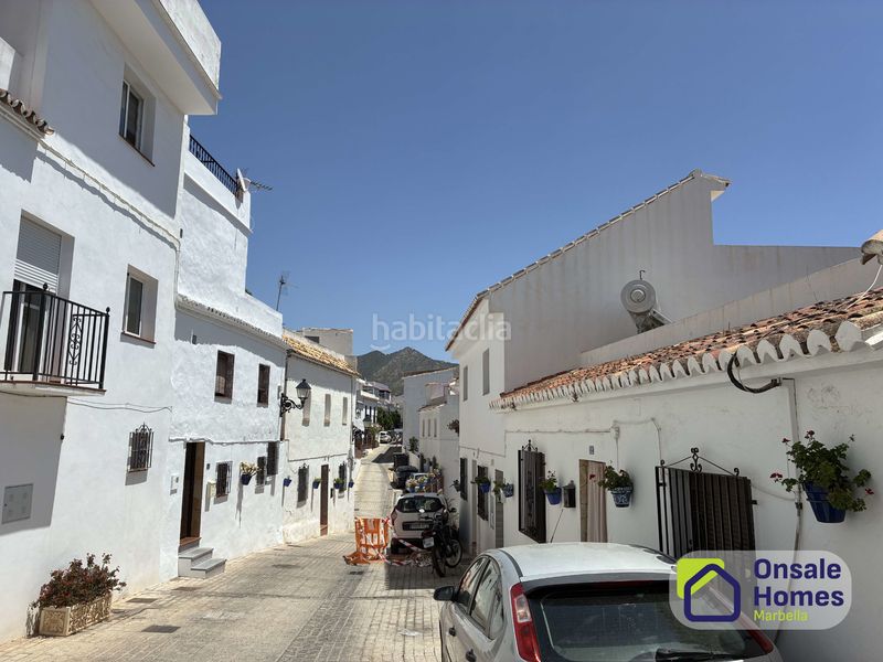 Foto 4ad4fe83-d5d1-4bfc-8cb9-3cb20aabe49f. Casa aparellada amb aparcament a Mijas pueblo Mijas