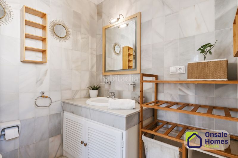 Foto 2b7bf8e6-f7b7-46ab-8b99-c33c209b0ea2. Chalet en Cabopino - Artola Marbella