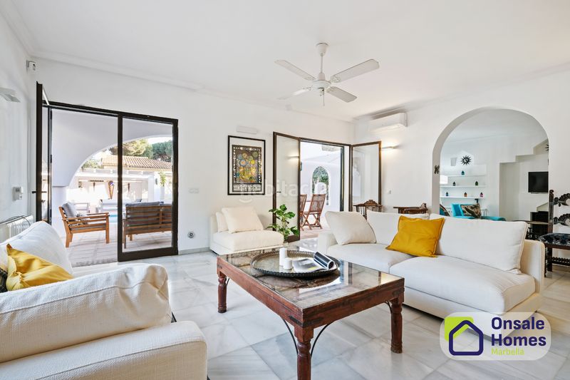 Foto 7950c68e-5d37-4f08-806b-ec8fc2a3154e. Chalet en Cabopino - Artola Marbella