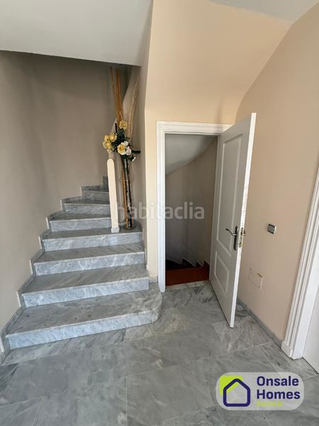 Foto de7b9d90-80b1-448e-b6c1-889a8a410713. Casa a schiera con parcheggio piscina in Bello Horizonte - Lindasol Marbella