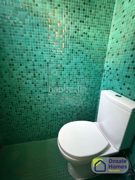 Foto 9572296f-15b8-41b1-b6ea-d588c0be8dbb. Planta baixa amb xemeneia piscina a Nagüeles Alto Marbella