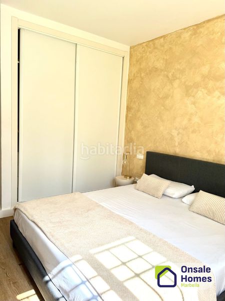 Foto b2123c3f-db9b-4934-a5be-042444ca8f04. Planta baixa amb xemeneia piscina a Nagüeles Alto Marbella