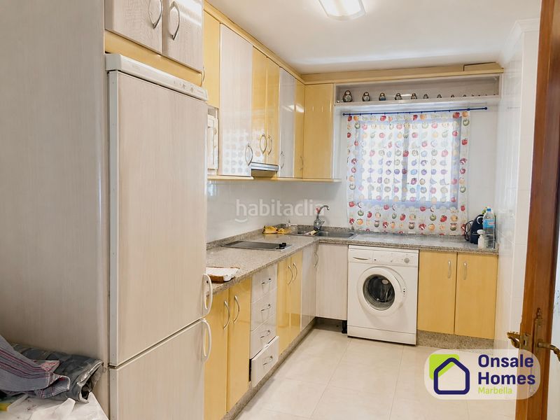 Foto af03e2bd-844a-42a1-9675-d795db84aedd. Pis amb aparcament piscina a Playa de la Fontanilla Marbella