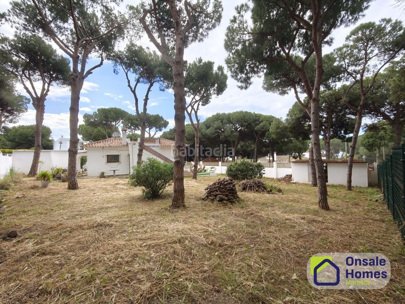 Foto 34069858-8807-4af2-86b9-be8c9027b7aa. Xalet amb aparcament a Cabopino - Artola Marbella