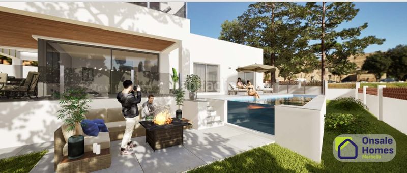 Foto 4eec6e60-8353-4388-a9fc-3392433f153d. Xalet amb aparcament a Cabopino - Artola Marbella