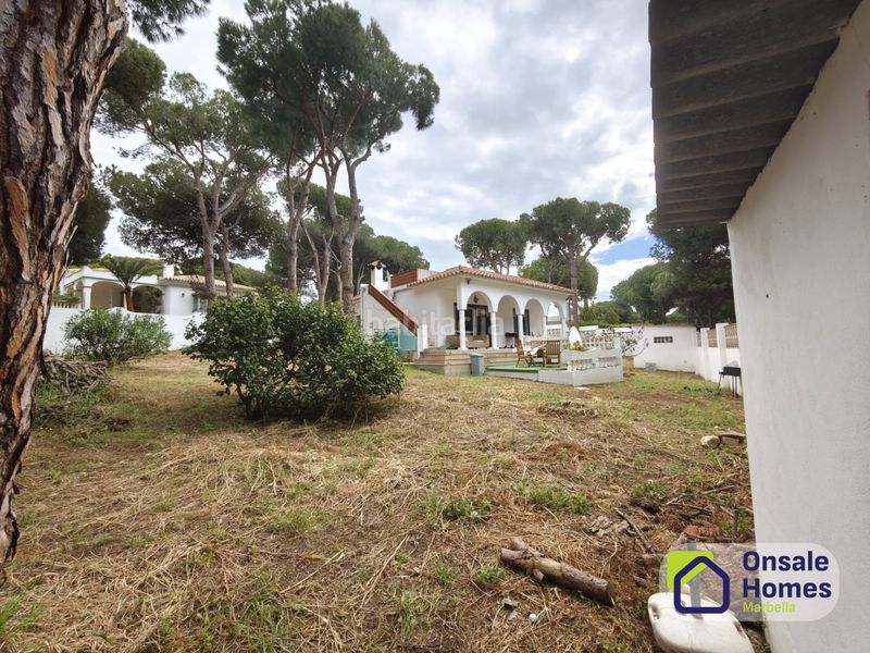 Foto b1f74bc9-c192-41d1-a1c3-2cc84337e724. Xalet amb aparcament a Cabopino - Artola Marbella
