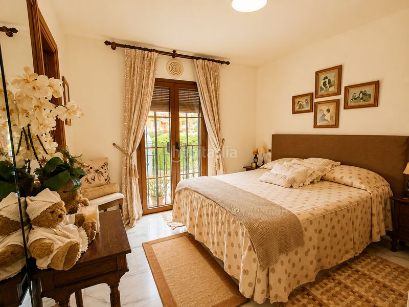 Foto 4582dd64-dd5a-4151-8b21-ffa4665a63a6. Maison jumelée dans urbanizacion montepiedra 4e dans Marbella