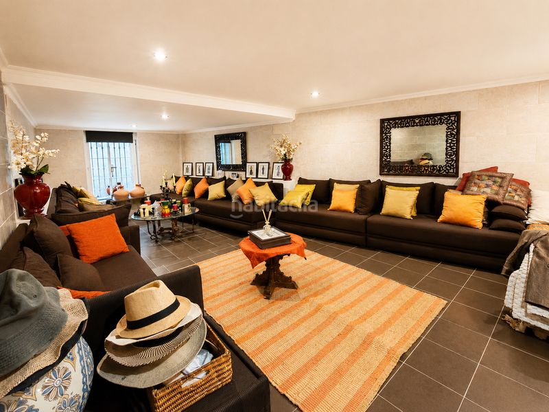 Foto e2df7bae-aaff-4144-94f0-d0c7bc789e00. Maison jumelée dans urbanizacion montepiedra 4e dans Marbella