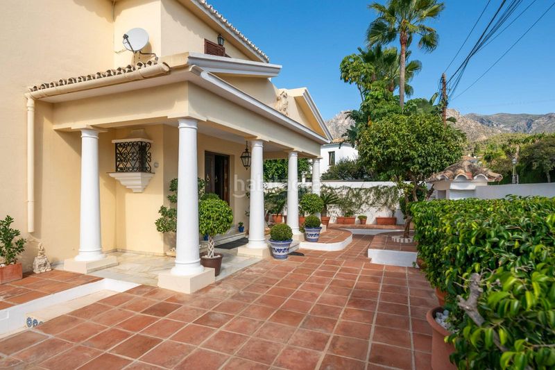 Foto 60a6c414-7ff4-4a14-958b-cc01e80d1387. Chalet en paseo de las magnolias 8 amplia villa con piscina y gran potencial cerca del centro en Marbella