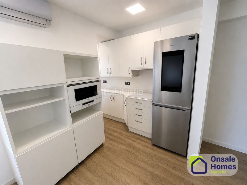 Foto 4c75ec8d-46d5-47b2-ba32-238c9d58426a. Piso en Playa Bajadilla - Puertos Marbella