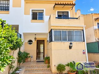 Casa adossada  Avenida trapiche