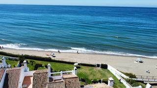 Casa adossada a Avenida playas andaluzas 4. Encantadora casa adosada en la costa del sol