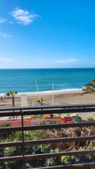 Appartement à Calle mediterráneo 1. Apartamento en primera línea de playa de marbella