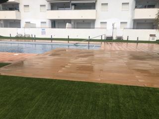Apartamento  Avinguda de santa margarida. Precioso piso en roses con piscina comunitaria