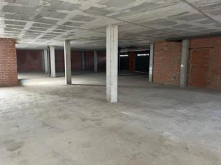 Local Comercial  Carrer duke ellington. Local diáfano nuevo 580m2 con 5 persianas