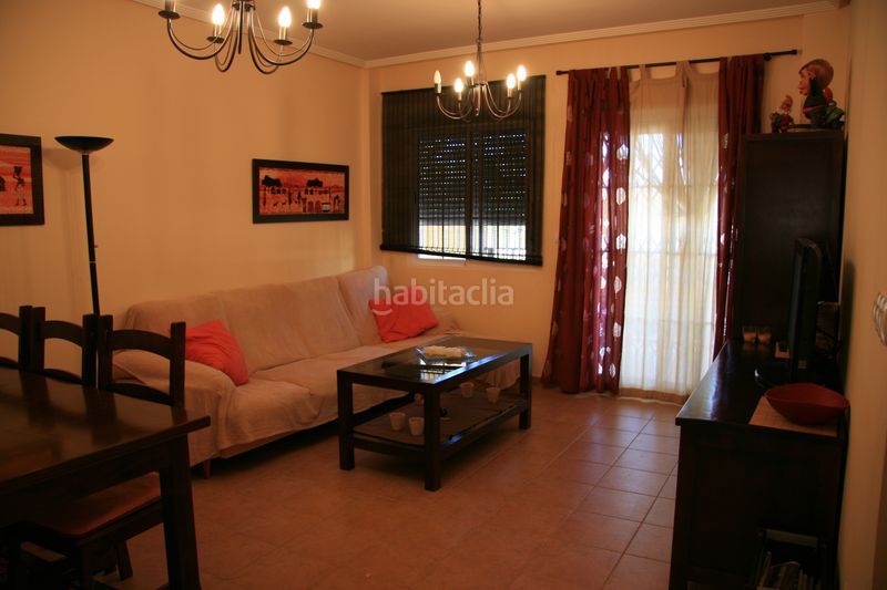 Foto f354c90f-57bc-4d36-bb5e-d7308c53a80c. Alquiler casa adosada  en alquiler en úbeda () en Pinoso