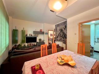 Apartament  Carrer de barcelona. Planta baja con patio