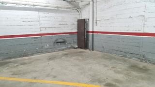 Autoparkplatz in Carrer del guadalhorce 25. Plaza de parking en venta en la zona de can palet.