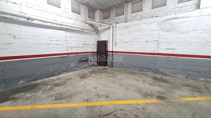 Foto d81ff0d7-942f-4a9e-b746-0c9e8fb3b381. Parking coche en carrer del guadalhorce 25 plaza de parking en venta en la zona de can palet. en Terrassa
