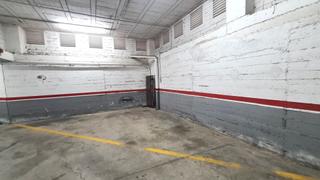 Aparcament cotxe a Carrer del guadalhorce 25. Plaza de parking en venta en la zona de can palet.
