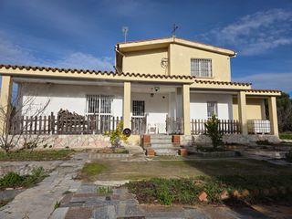 Chalet in Carrer falguera 1