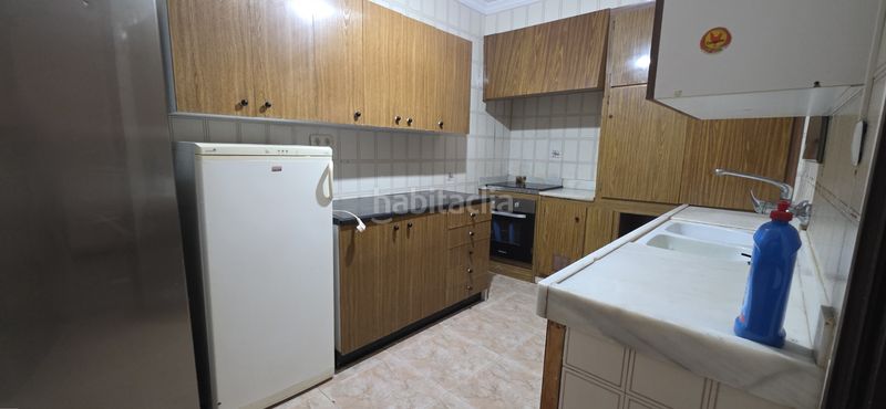 Foto 8a94e420-b30f-47d9-971d-eb88d8ca7b0a. Casa adossada amb calefacció a Poble Nou Terrassa