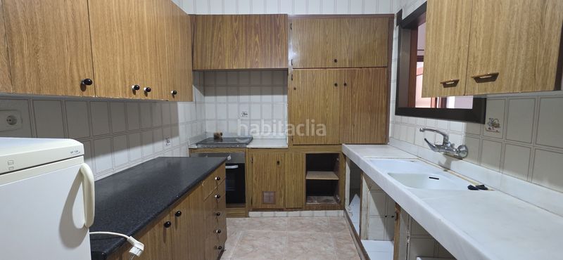 Foto 943565e7-8cb4-4fe5-bd36-97183ce4f205. Casa adossada amb calefacció a Poble Nou Terrassa