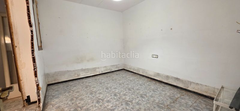 Foto a1dc74ca-7d6f-41e8-9ba3-9d9e6ef5c562. Casa adossada amb calefacció a Poble Nou Terrassa