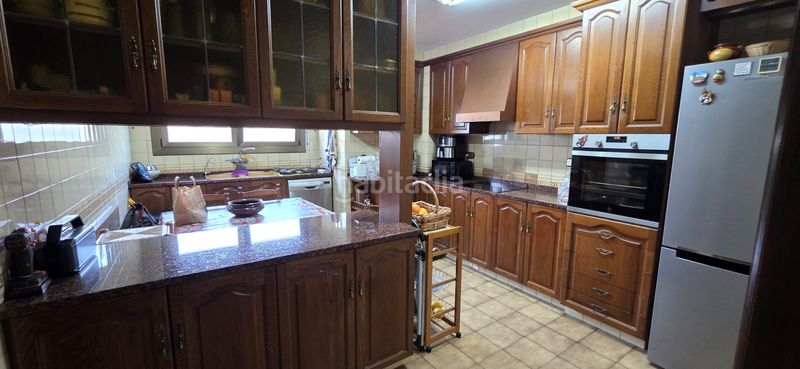 Foto 43260834-f649-49ce-9763-1f828fe72a41. Pis amb xemeneia calefacció a La Maurina Terrassa