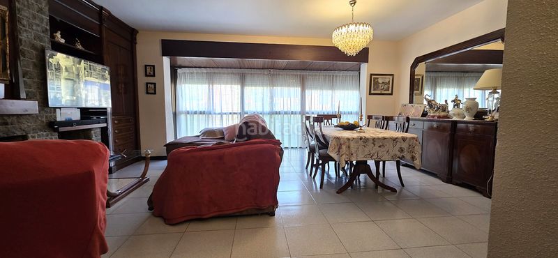 Foto 63280519-2862-4cb5-ab91-ad7827936fcc. Pis amb xemeneia calefacció a La Maurina Terrassa