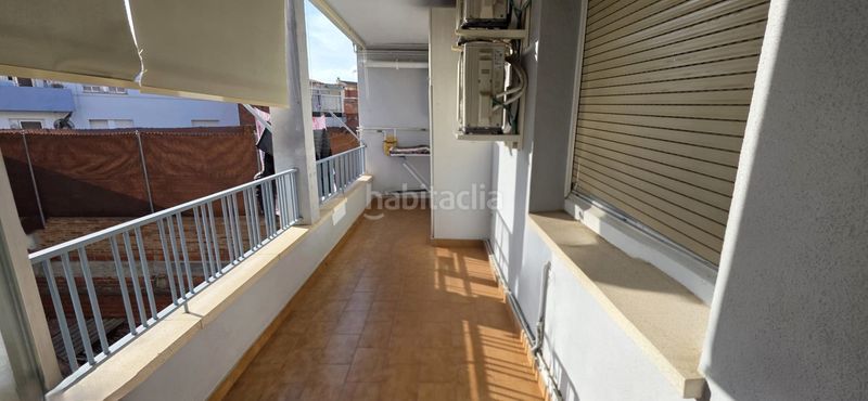 Foto 63725bbd-eb63-422a-9e19-12ef2bf50848. Pis amb xemeneia calefacció a La Maurina Terrassa