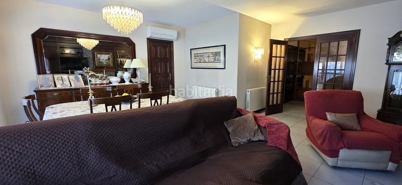 Foto c9c16801-1136-4b48-8820-726dc5d12f8d. Pis amb xemeneia calefacció a La Maurina Terrassa