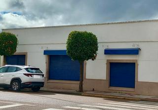 Alquiler Local Comercial en Avenida de extremadura 86. Local comercial