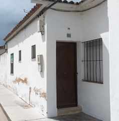 Casa  Calle carolina coronado 12. Casa para reformar talavera la real