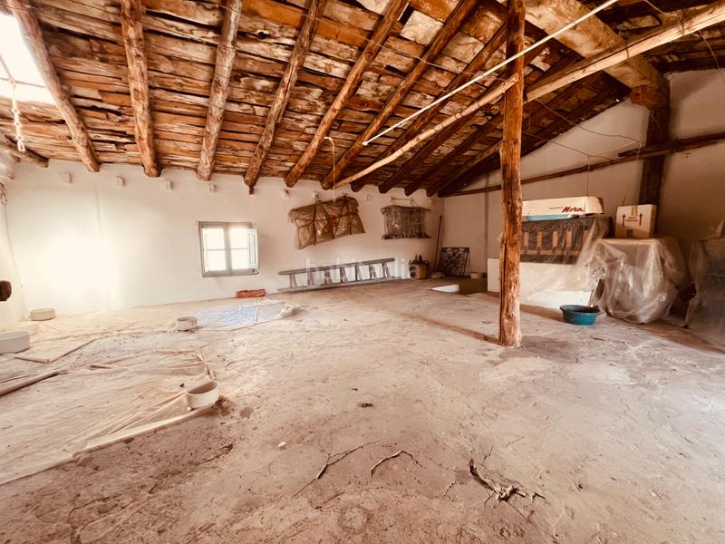 Foto ca69e6a4-e5f1-448b-a909-cc387540e0fa. Casa se vende casa baja de pueblo en Torrelaguna