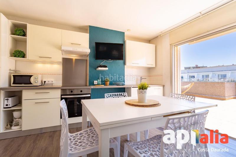 Foto 28201109-bf7b-4f63-9457-277bb5bd0d3c. Piso en montblanc 15 ático con terraza, piscina y licencia en Salou
