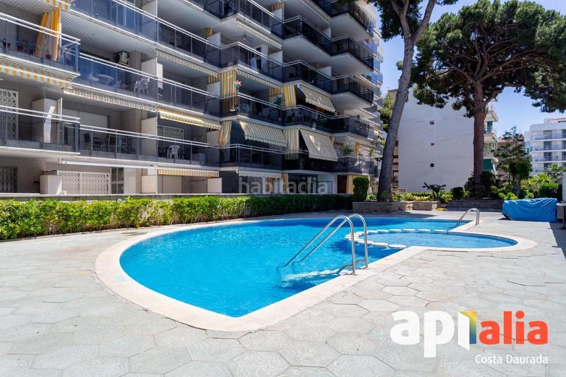Foto db0ebc51-640a-4414-bb15-559b6eede9aa. Piso en montblanc 15 ático con terraza, piscina y licencia en Salou