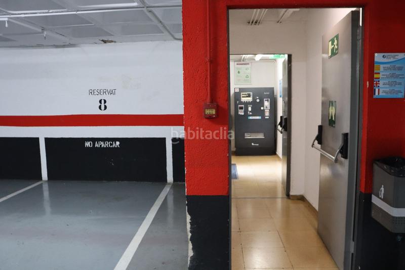 Foto 06922cd3-a70b-42ea-847e-16c31c1cc364. Aparcament cotxe a font 1 a Part Alta Tarragona