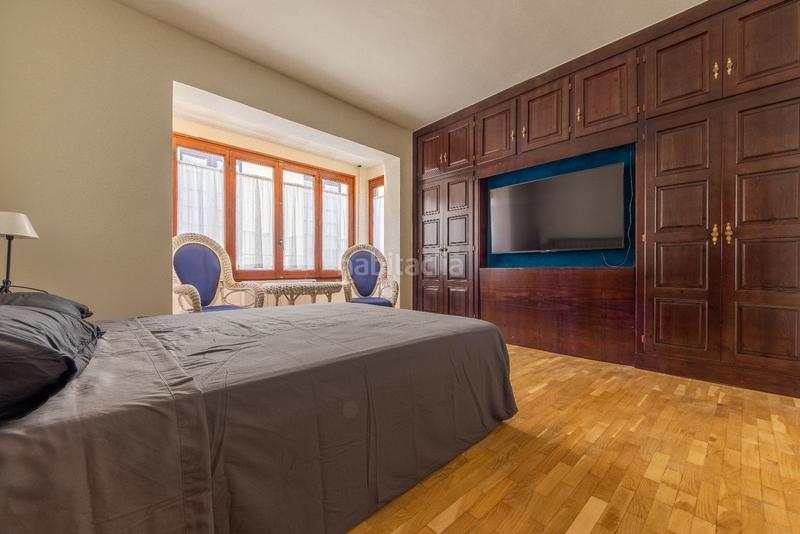 Foto 6cbce68d-a6fb-4cef-af0a-2a88385a6700. Location duplex dans Falset