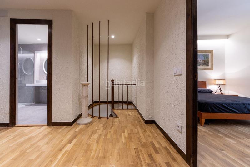 Foto 728727f4-4613-4501-859a-1d8e647f1eed. Location duplex dans Falset