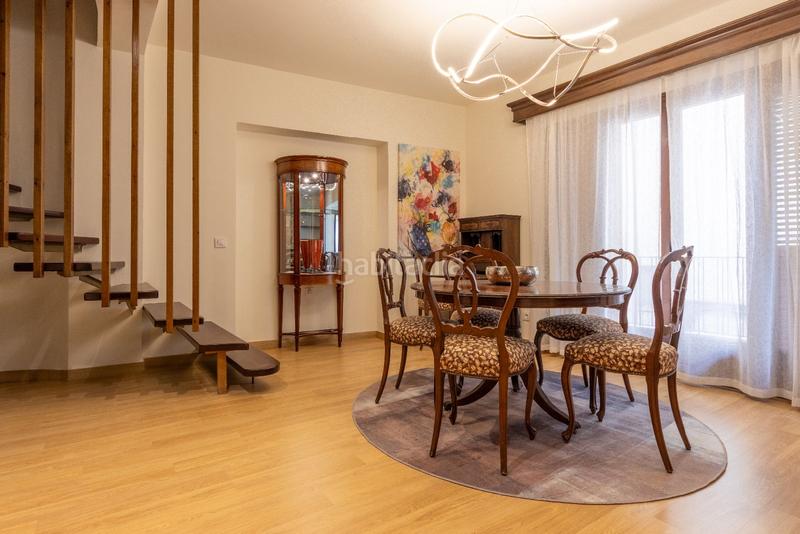 Foto d3ee433f-159e-471a-bab8-bd2a28d5630b. Location duplex dans Falset